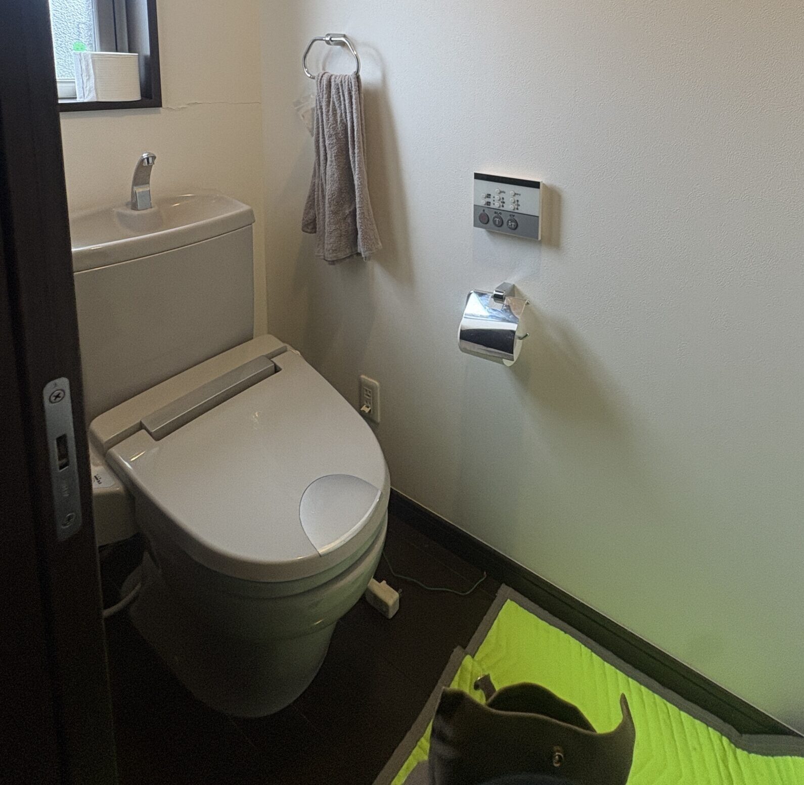 横浜市都筑区 戸建て 2階トイレ交換 施工前写真