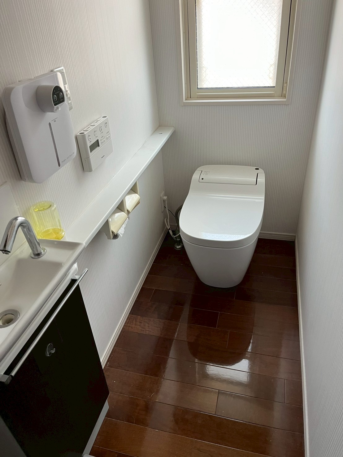 横浜市磯子区 一軒家 2Fトイレ撤去 施工前写真