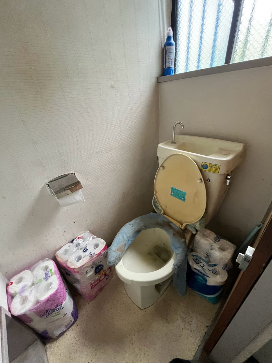 横浜市港北区 戸建て トイレ交換 施工前写真
