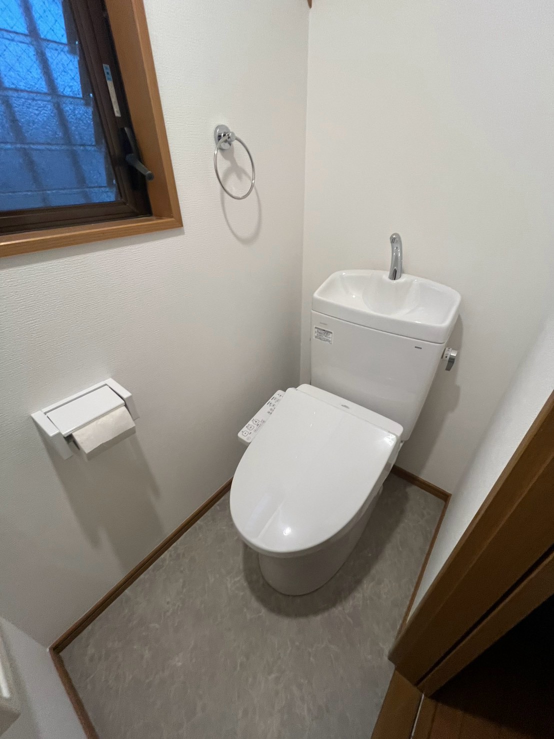 横浜市西区 ピュアレストQR ウォシュレットBV2 施工後写真