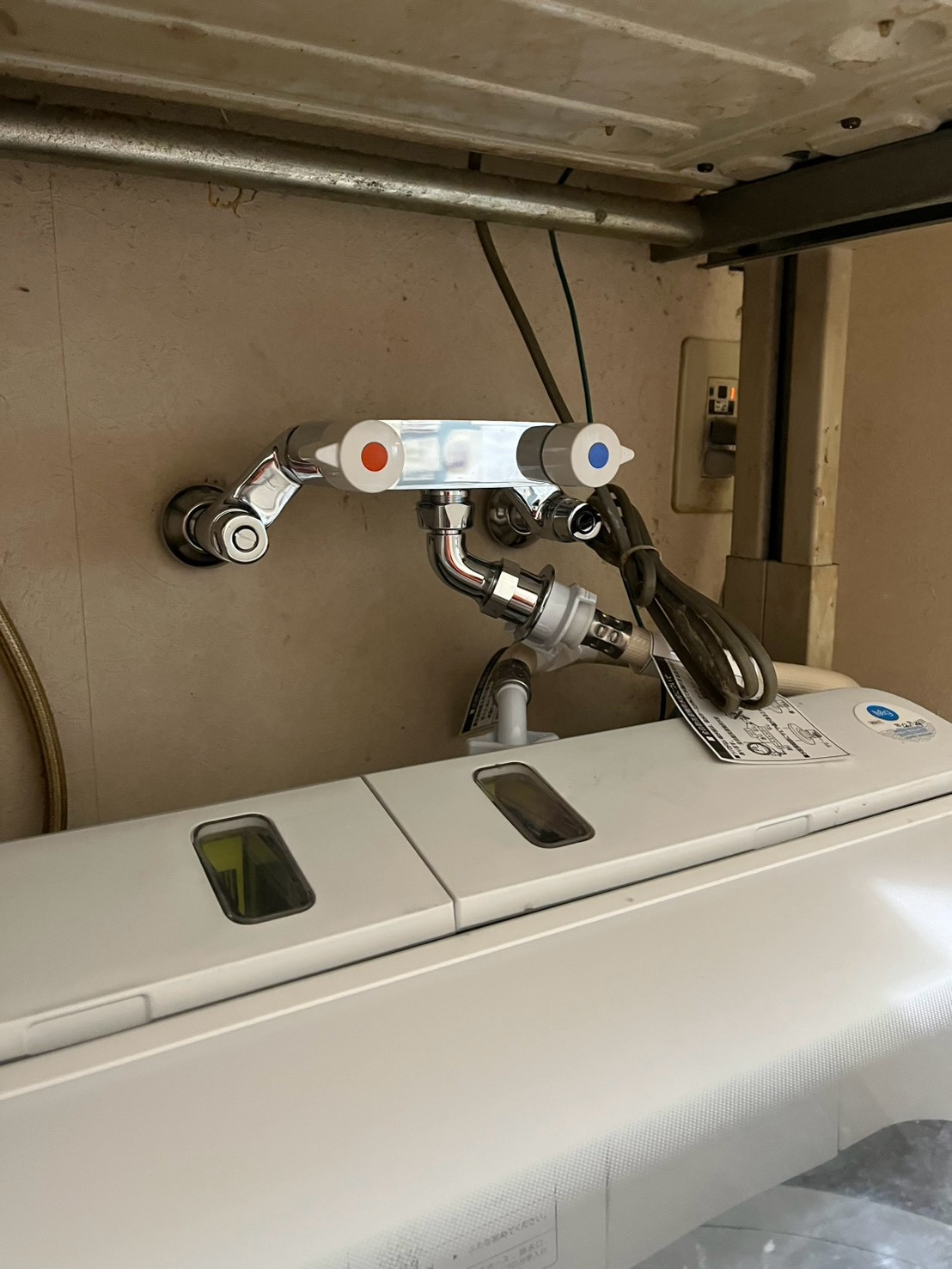 横浜市南区 TOTO TW21R 洗濯機用混合水栓 施工後写真