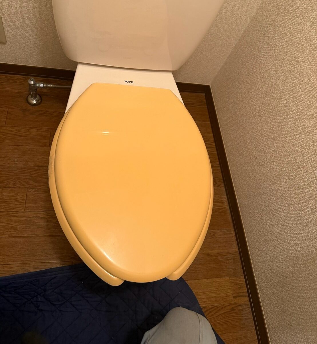 横浜市戸塚区 アパート ウォシュレット交換 施工前
