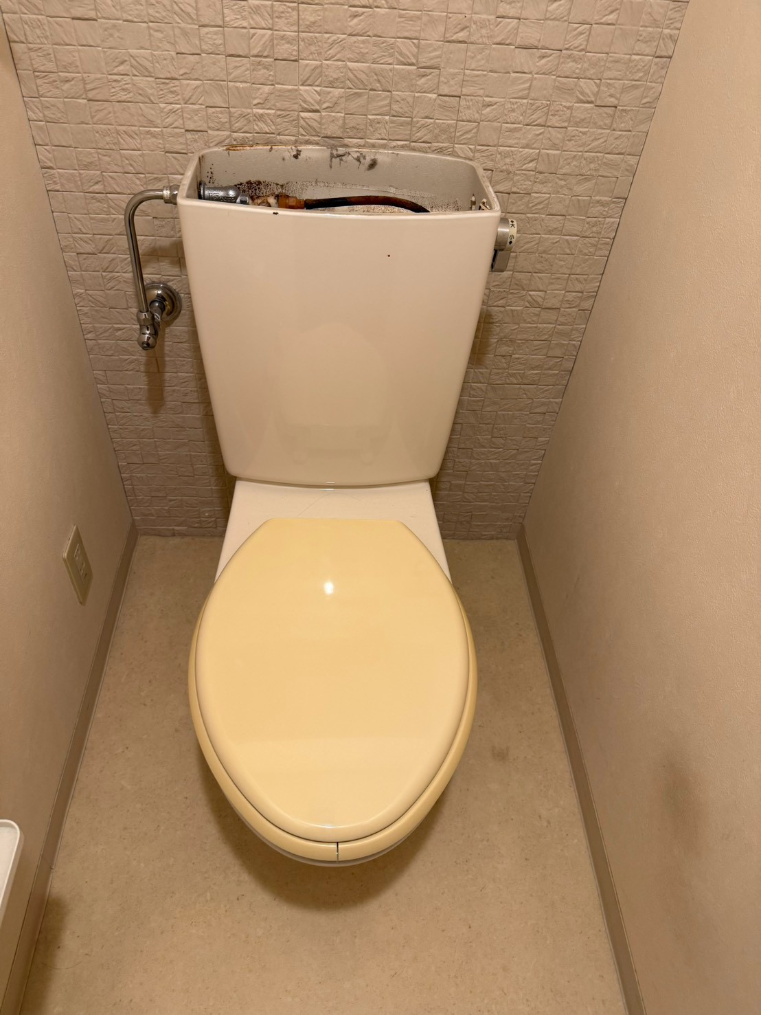横浜市神奈川区 マンション トイレ交換 施工前