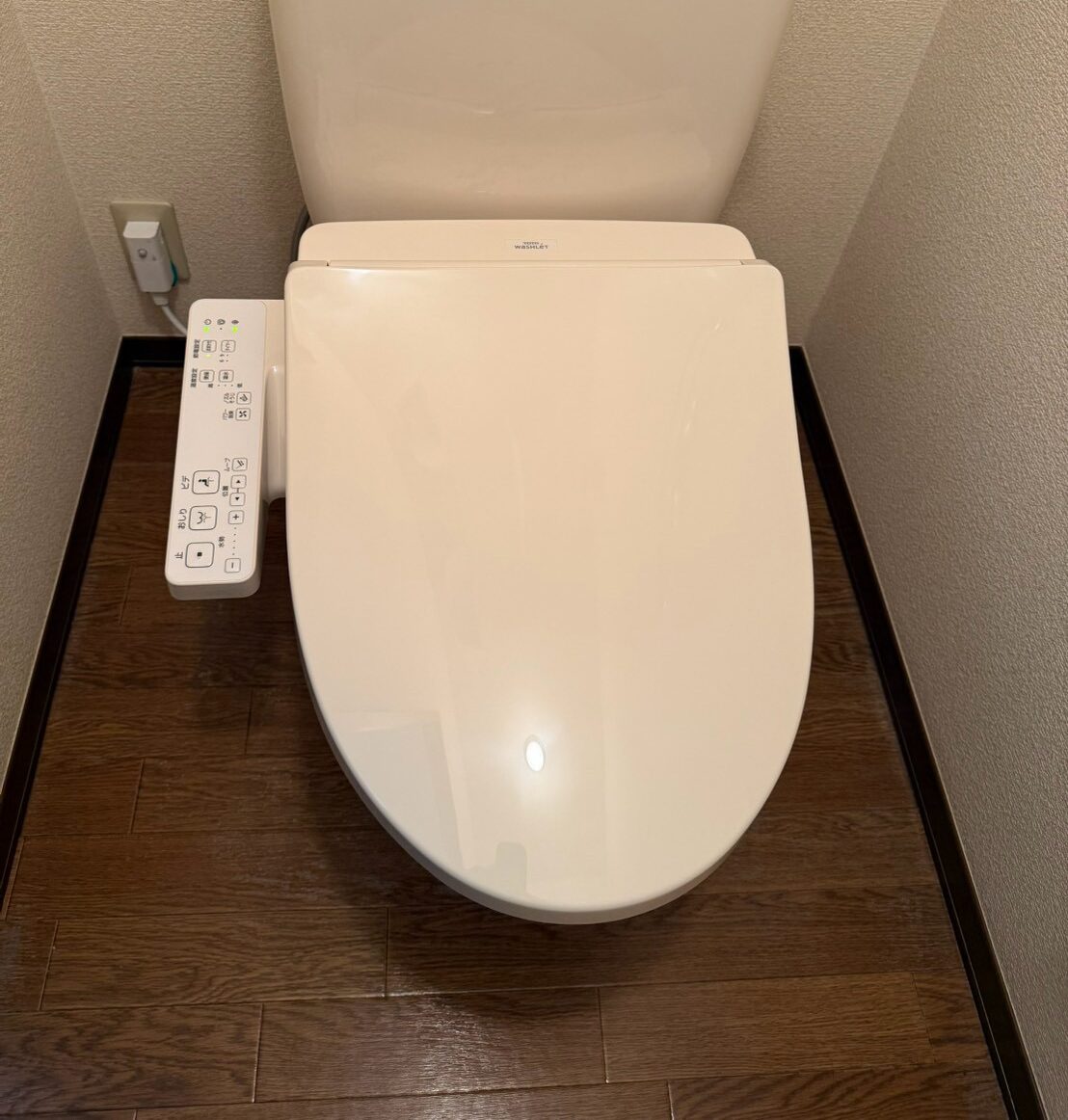 横浜市戸塚区 TOTO ウォシュレットBV2 TCF2224E 施工後